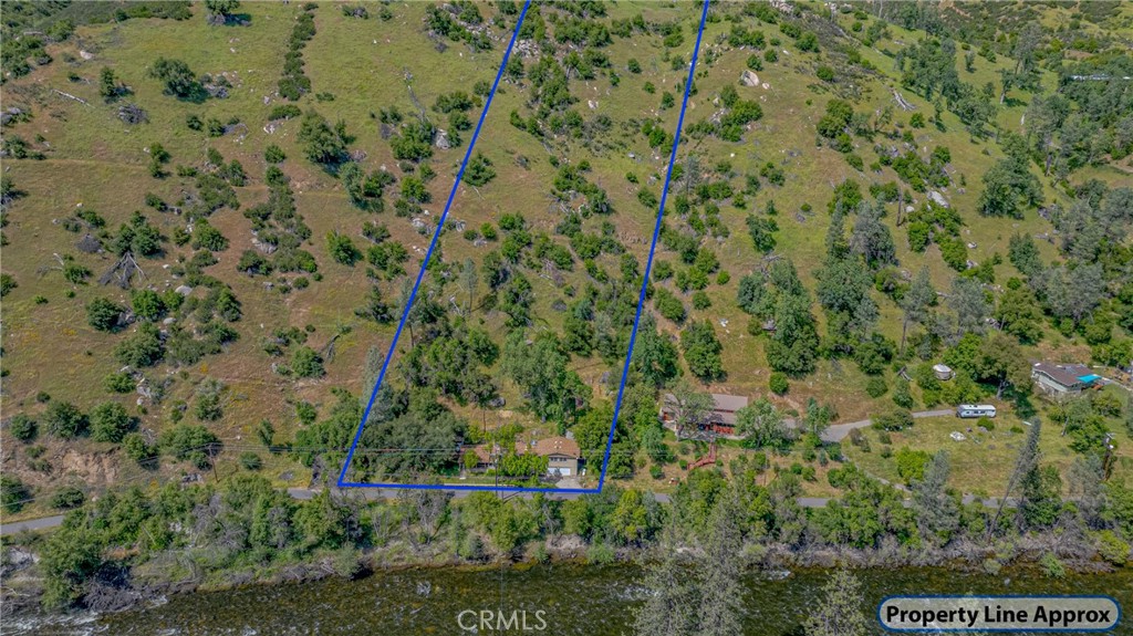 9977 Incline Road El Portal, CA 95318 - Photo 42 of 46 a view of a yard with a tree