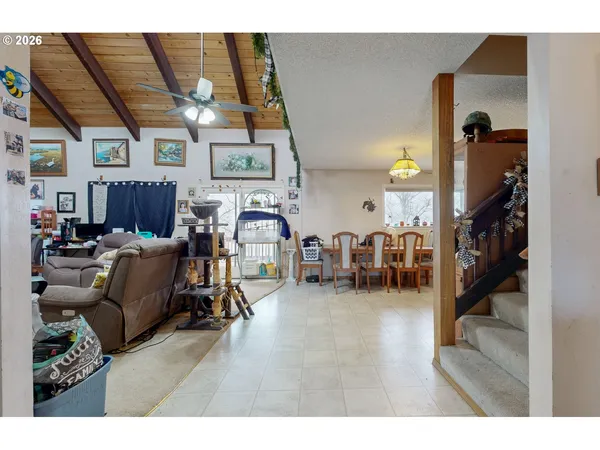 $374,900 | 314 South Normal Street, Weston, OR 97886