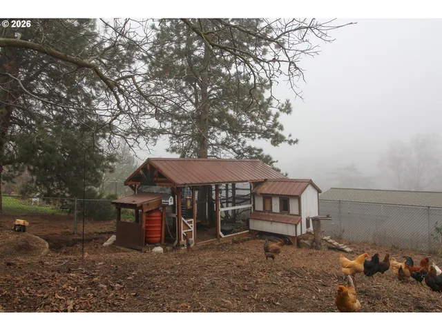 $374,900 | 314 South Normal Street, Weston, OR 97886