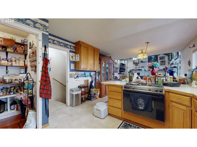 $374,900 | 314 South Normal Street, Weston, OR 97886