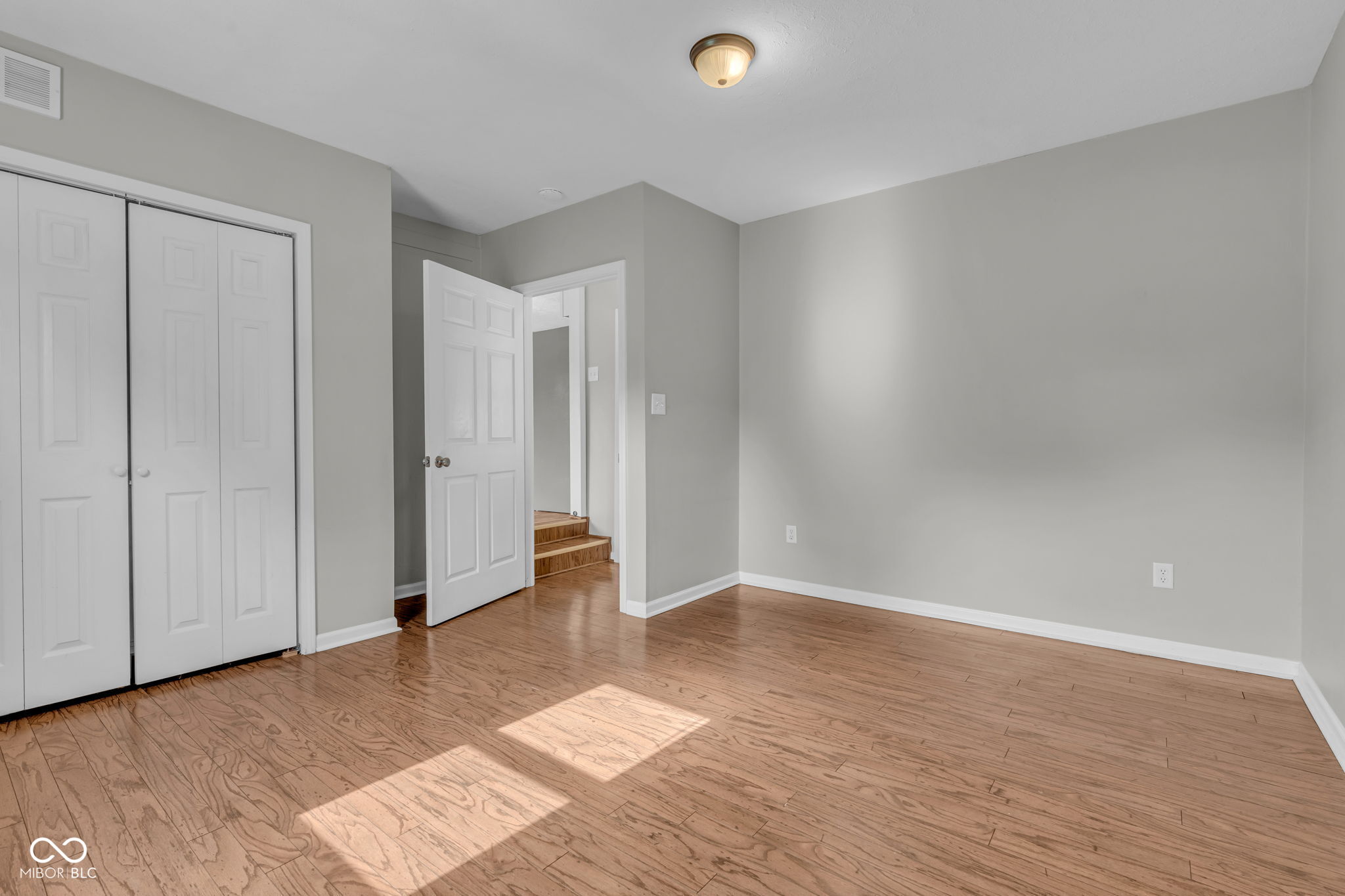 840 Oswego Road Carmel, IN 46032 - Photo 10 of 48