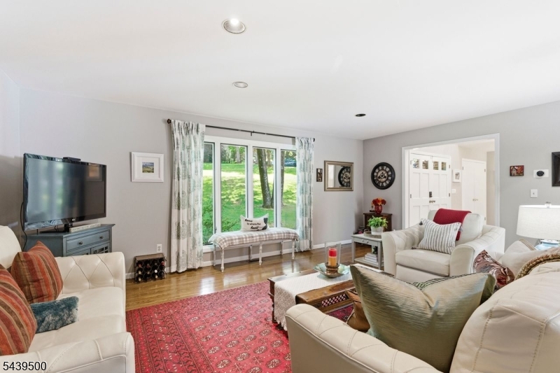 25 Timber Lane Randolph, NJ 07869 - Photo 16 of 50