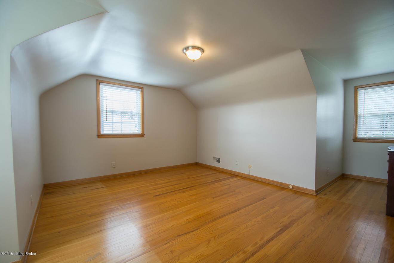 3247 Beals Branch Road Louisville, KY 40206 - Photo 37 of 48 Bedroom 4