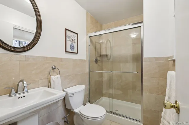 $840,000 | 4 Austin Way, Tappan, NY 10983