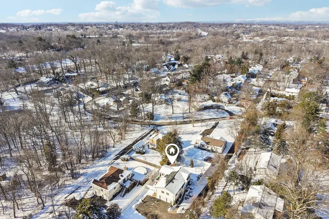 $840,000 | 4 Austin Way, Tappan, NY 10983