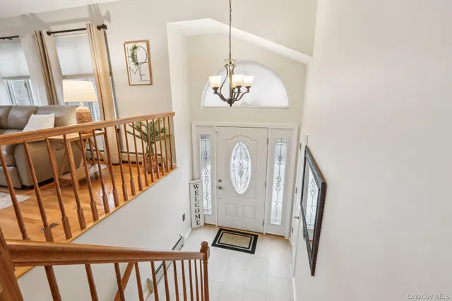 $840,000 | 4 Austin Way, Tappan, NY 10983