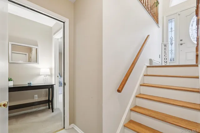 $840,000 | 4 Austin Way, Tappan, NY 10983