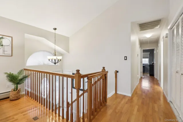 $840,000 | 4 Austin Way, Tappan, NY 10983