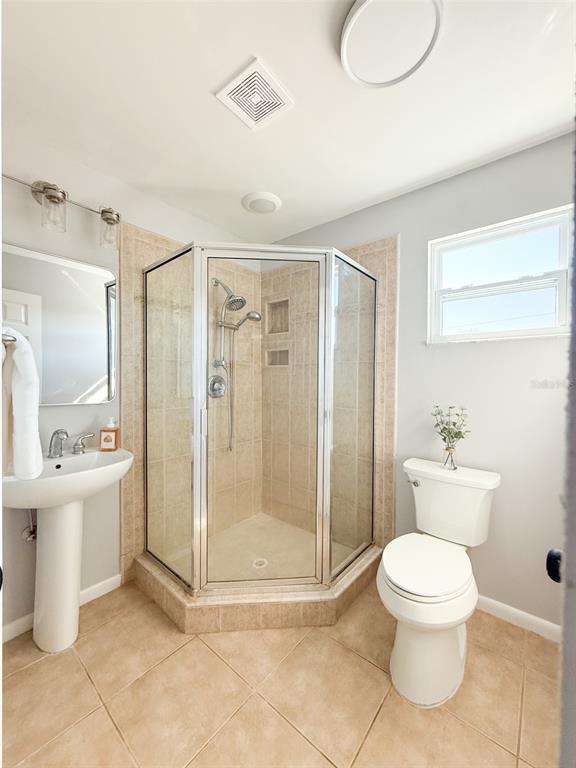 13290 3rd Street East Madeira Beach, FL 33708 - Photo 18 of 28