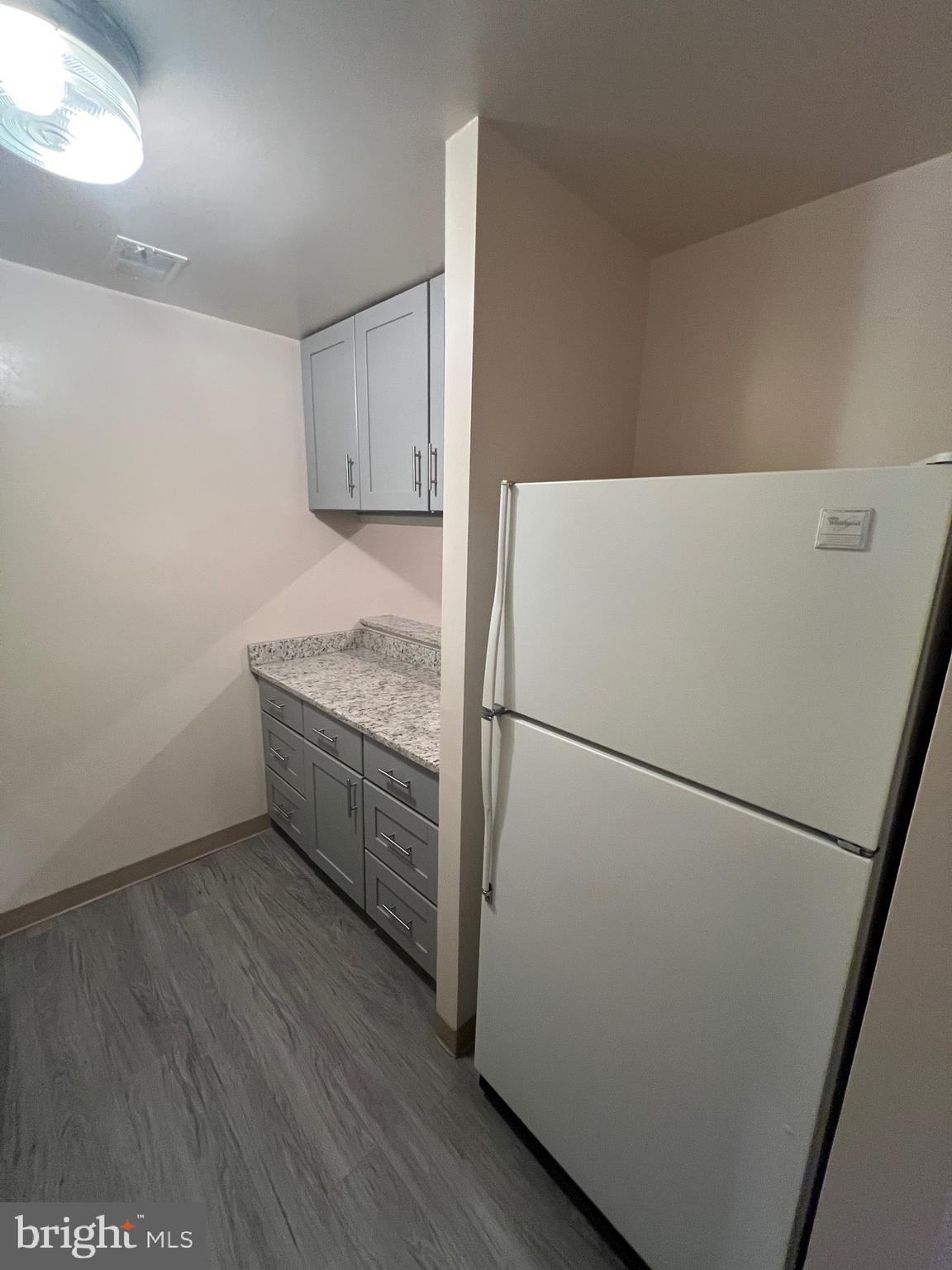 3 Andrew Place, Unit R98 Baltimore, MD 21201 - Photo 6 of 16