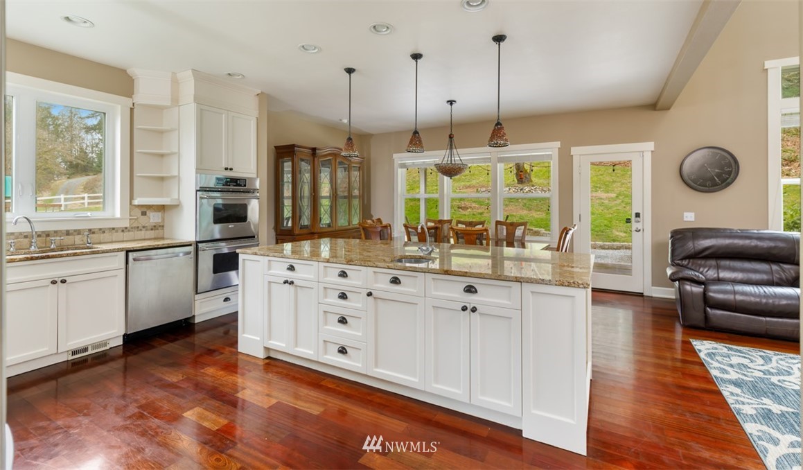 20825 Menzel Lake Road Granite Falls, WA 98252 - Photo 8 of 38 Gallery Image 8
