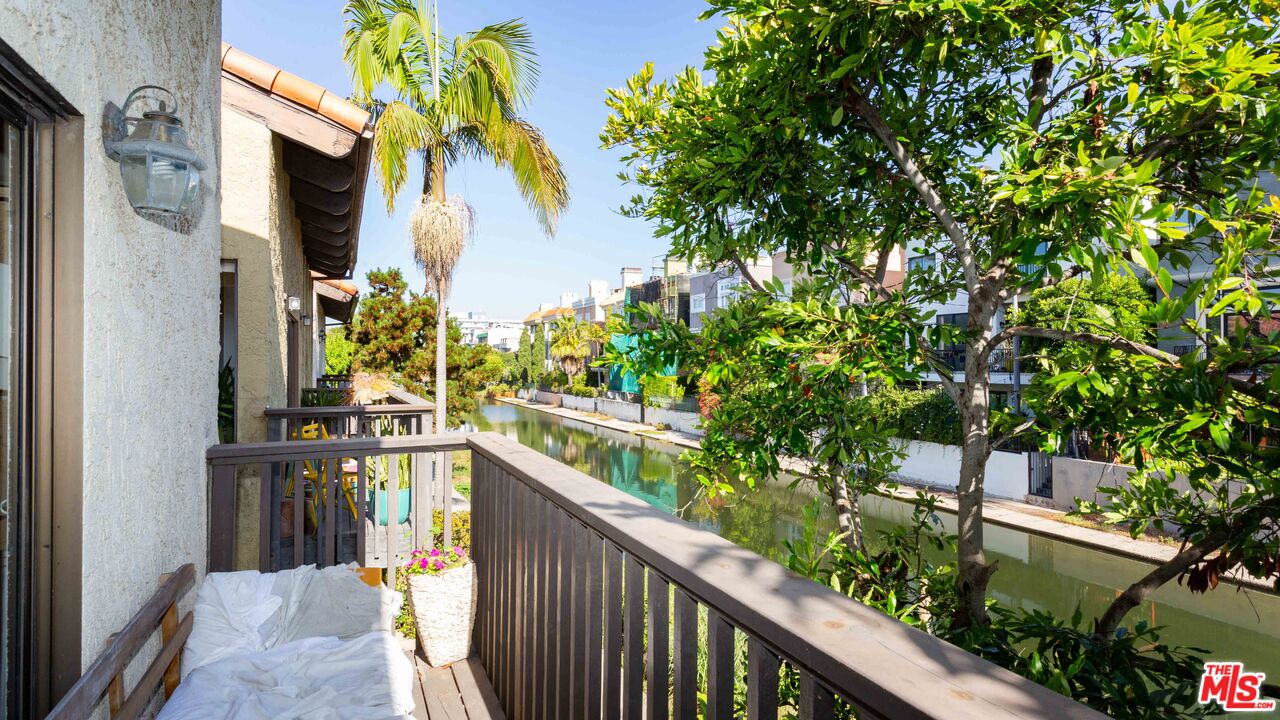 3809 Gran Corso Venice, CA 90292 - Photo 3 of 19 a view of balcony and wooden floor