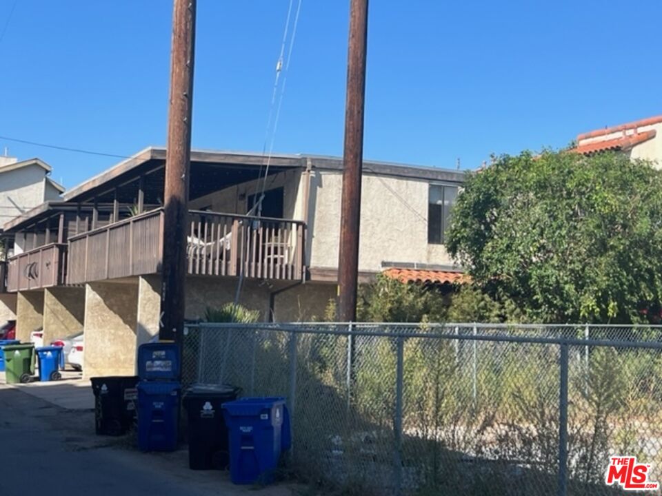 3809 Gran Corso Venice, CA 90292 - Photo 8 of 19 a view of a lake from a balcony