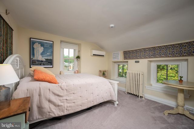 $550,000 | 104 West Gravers Lane, Philadelphia, PA 19118