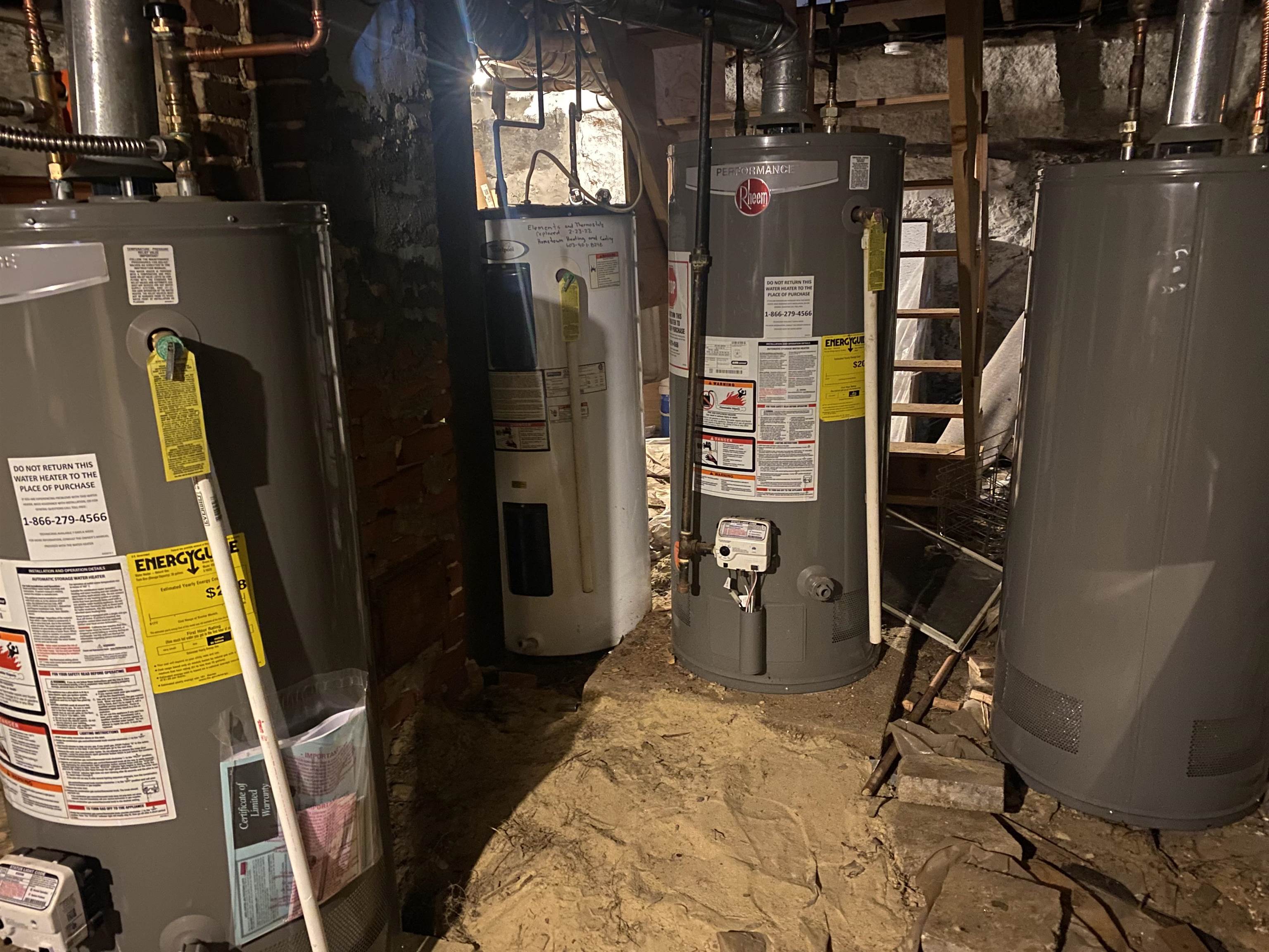 21 Elm Street Manchester, NH 03101 - Photo 20 of 27