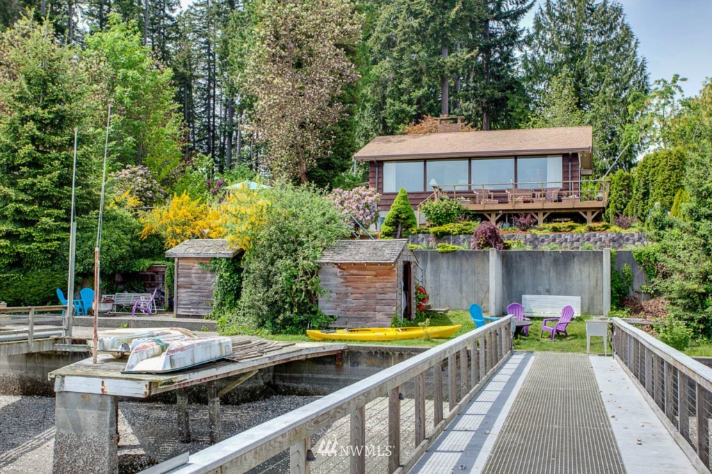 15958-15972 Virginia Point Road Northeast Poulsbo, WA 98370 - Photo 1 of 24 Gallery Image 1