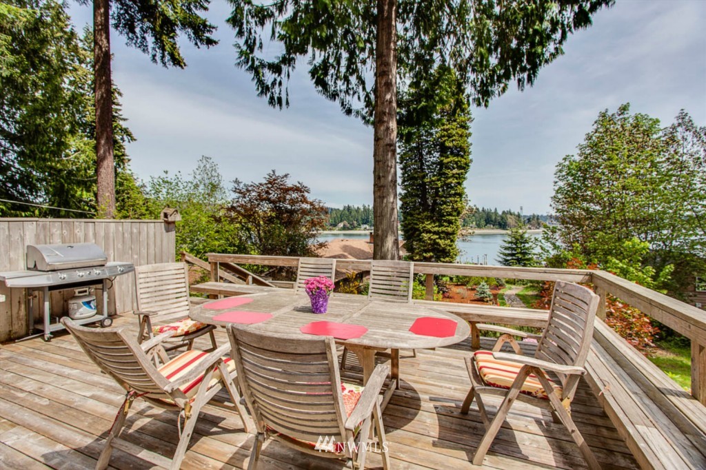 15958-15972 Virginia Point Road Northeast Poulsbo, WA 98370 - Photo 13 of 24 Gallery Image 13