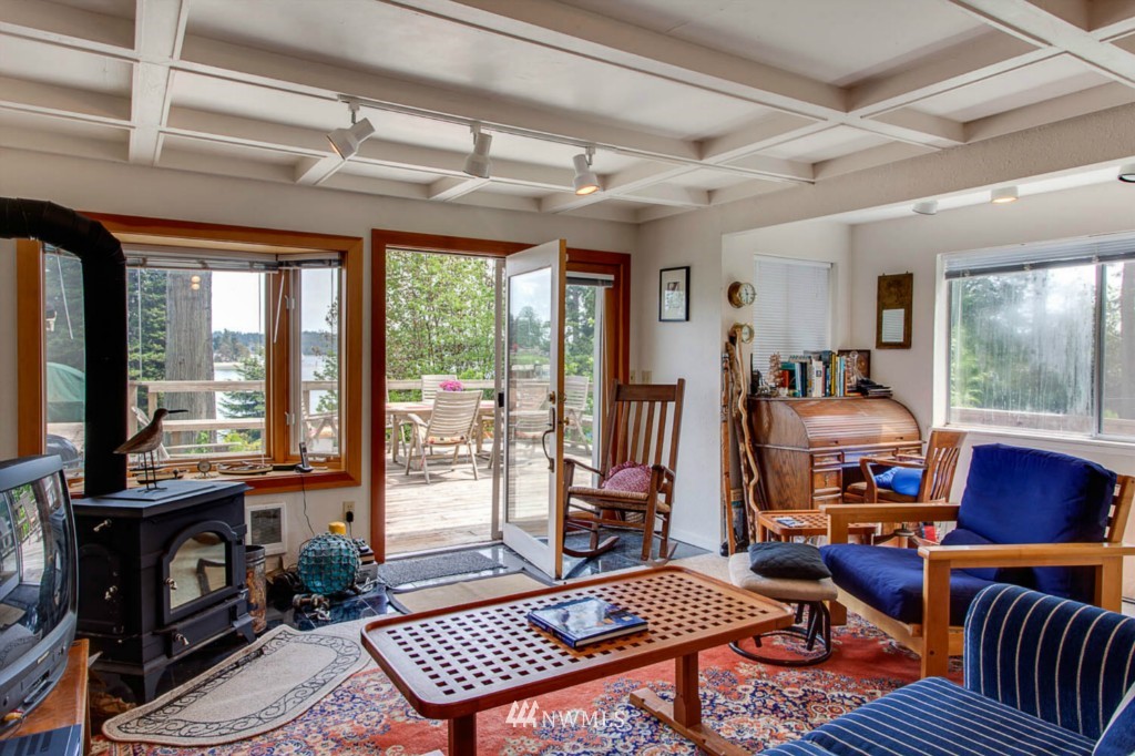 15958-15972 Virginia Point Road Northeast Poulsbo, WA 98370 - Photo 14 of 24 Gallery Image 14