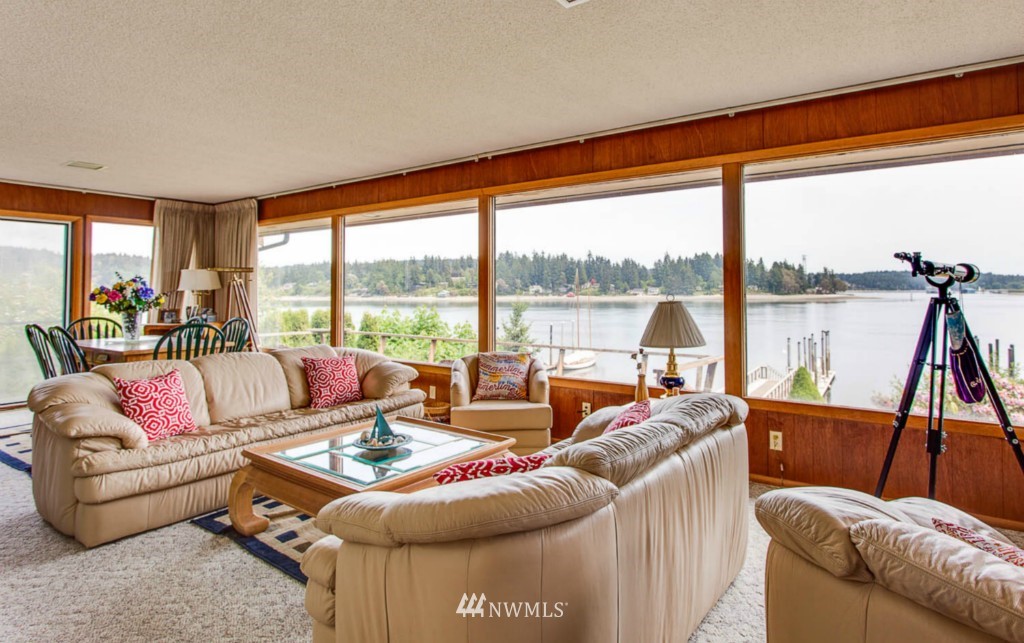 15958-15972 Virginia Point Road Northeast Poulsbo, WA 98370 - Photo 3 of 24 Gallery Image 3