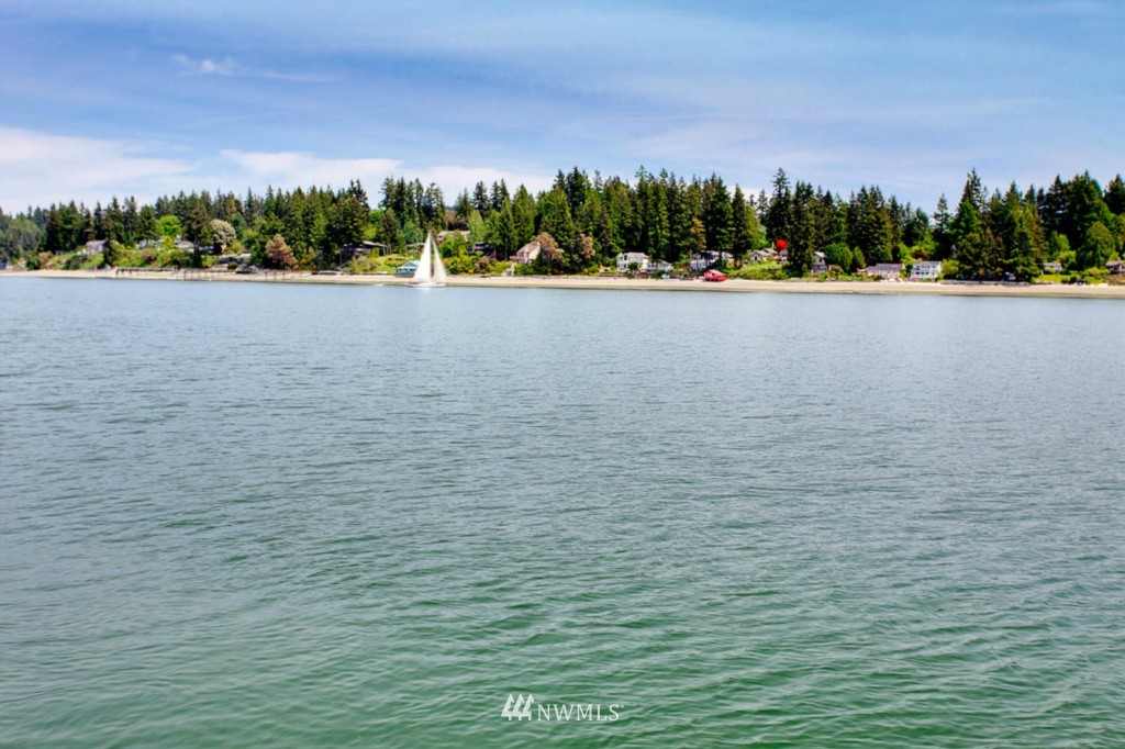 15958-15972 Virginia Point Road Northeast Poulsbo, WA 98370 - Photo 22 of 24 Gallery Image 22