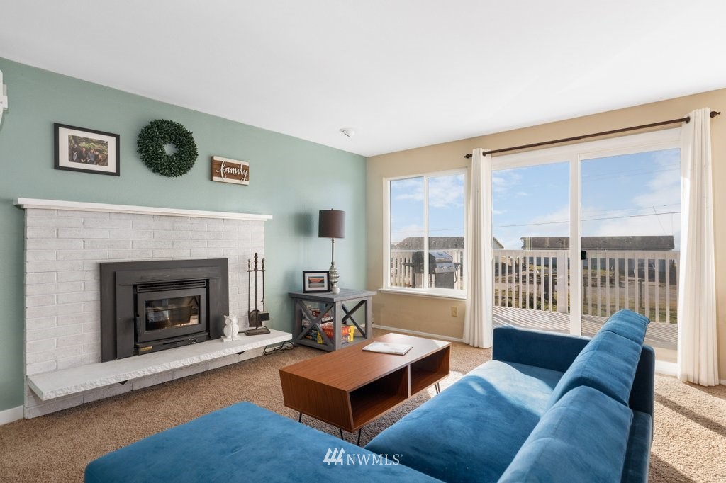 1993 Island View Road Oak Harbor, WA 98277 - Photo 14 of 39 Gallery Image 14