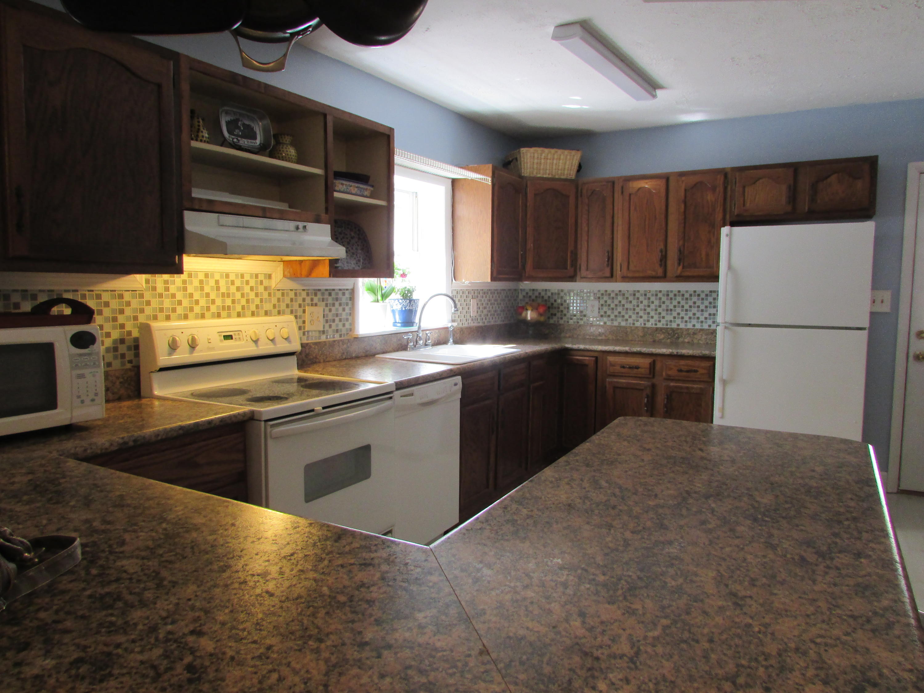800 Kesterson Road Knoxville, TN 37918 - Photo 30 of 37 2016-06-08 033