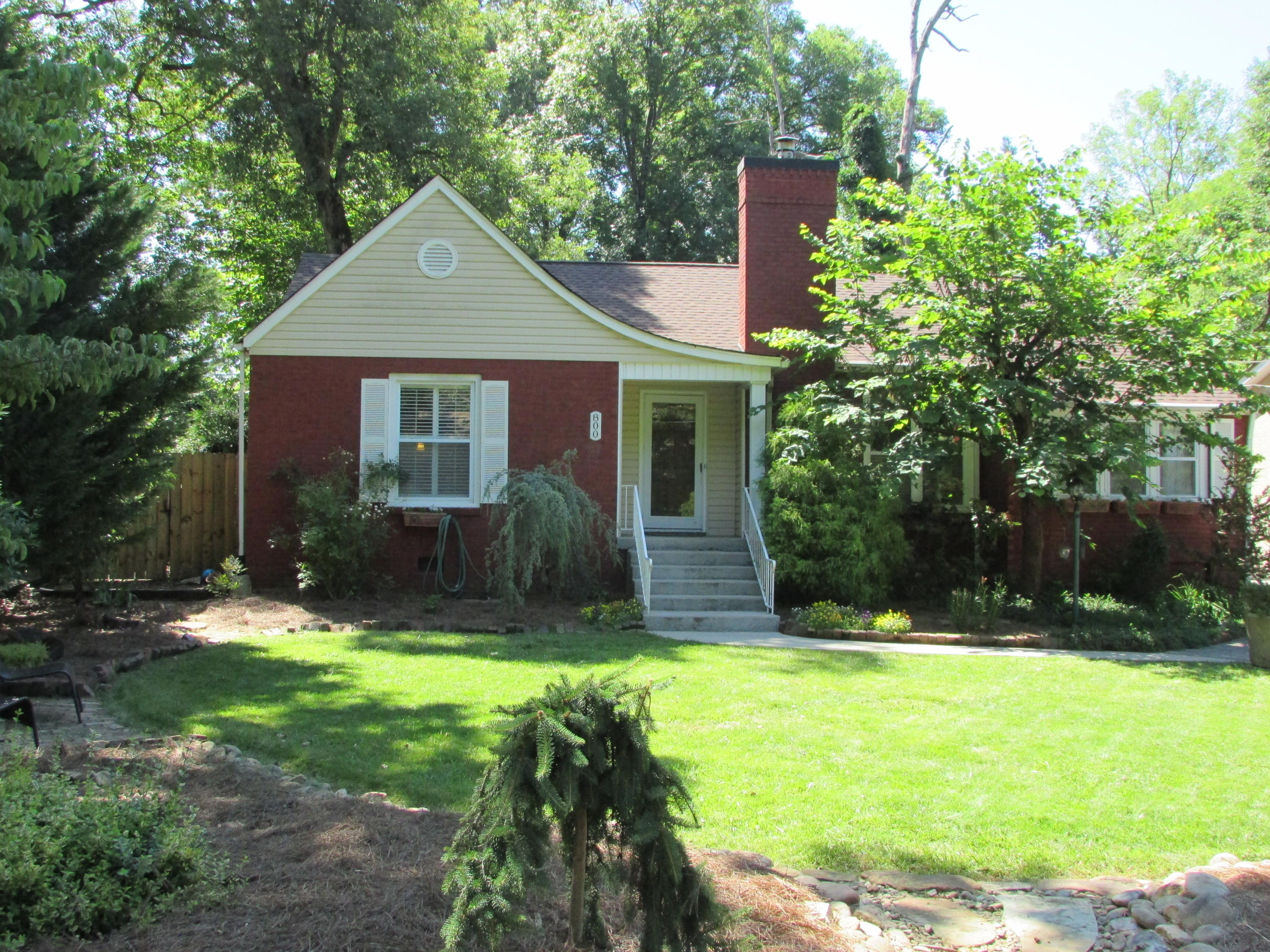 800 Kesterson Road Knoxville, TN 37918 - Photo 36 of 37 2016-06-08 040