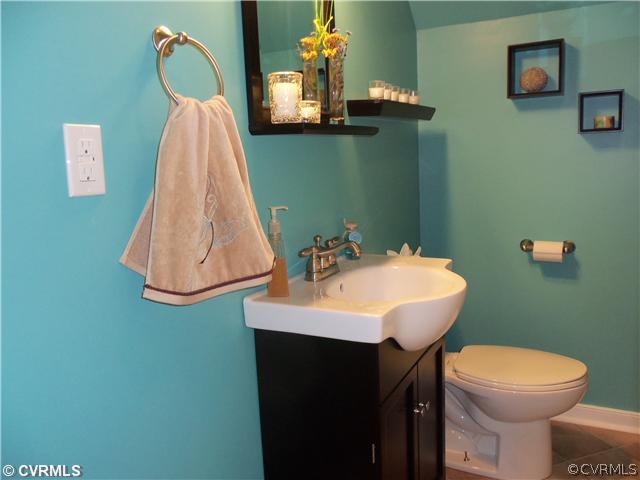 2565 Pilkington Road Powhatan, VA 23139 - Photo 10 of 12 Other - Full baths on 1st and 2nd floor - updated