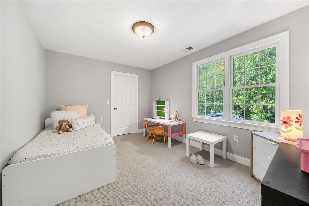 1125 Burroughs Road Boxborough, MA 01719 - Photo 24 of 42