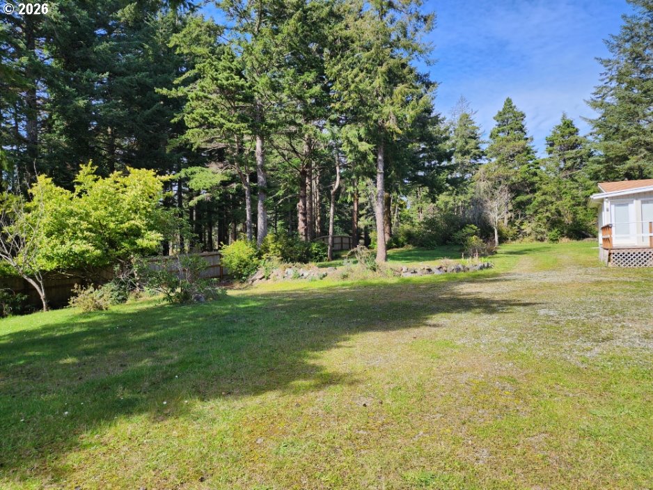 92504 Paradise Point Road Port Orford, OR 97465 - Photo 31 of 48 Front Yard