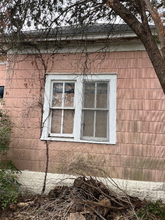 620 Washburn Street Taylor, TX 76574 - Photo 12 of 14 a front view of a house with a yard