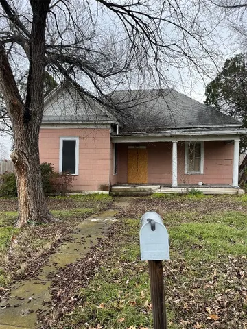 $154,900 | 620 Washburn Street, Taylor, TX 76574