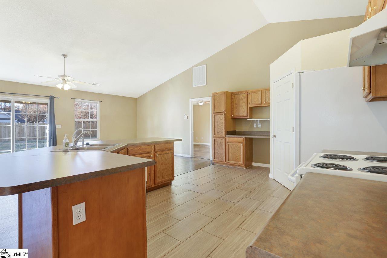 106 Pine Valley Road Piedmont, SC 29673 - Photo 11 of 36 Gallery Image 11