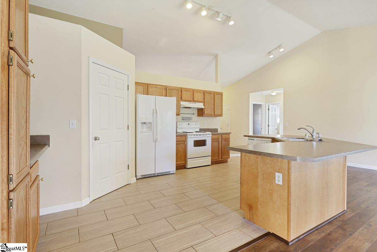 106 Pine Valley Road Piedmont, SC 29673 - Photo 12 of 36 Gallery Image 12