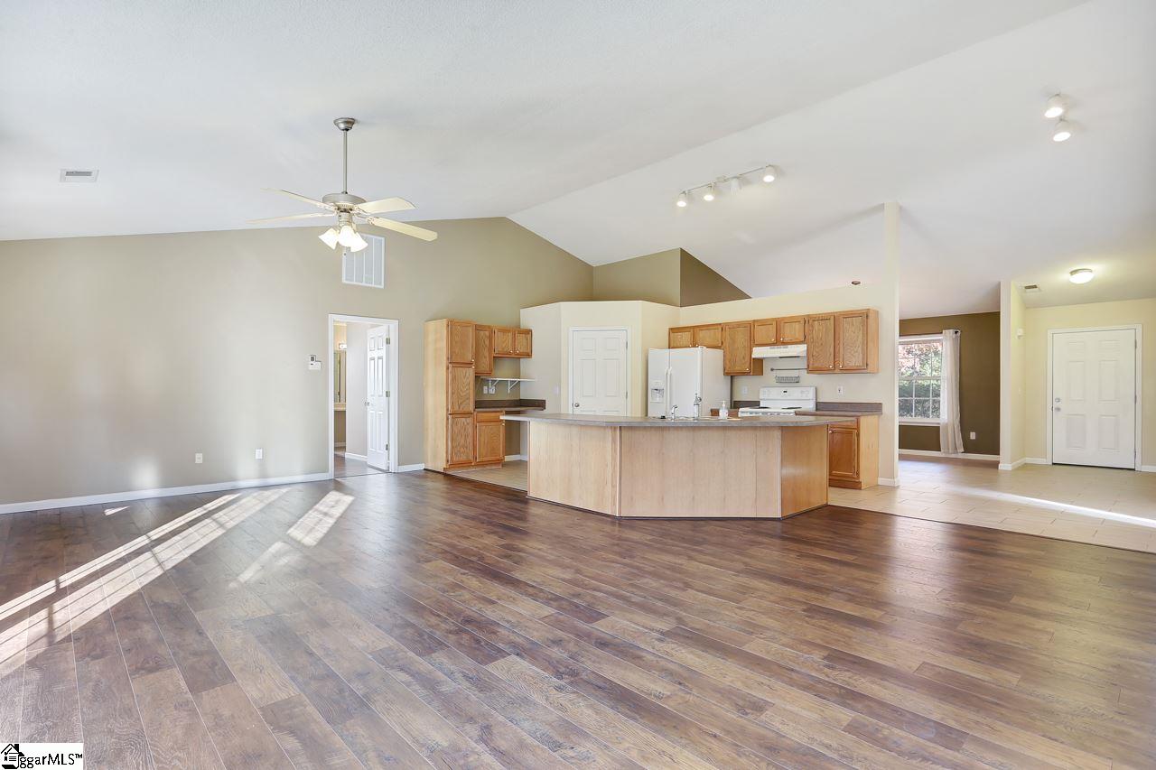 106 Pine Valley Road Piedmont, SC 29673 - Photo 10 of 36 Gallery Image 10
