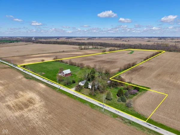 $750,000 | 9136 West 500 South, Jamestown, IN 46147