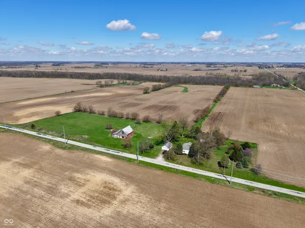 $750,000 | 9136 West 500 South, Jamestown, IN 46147
