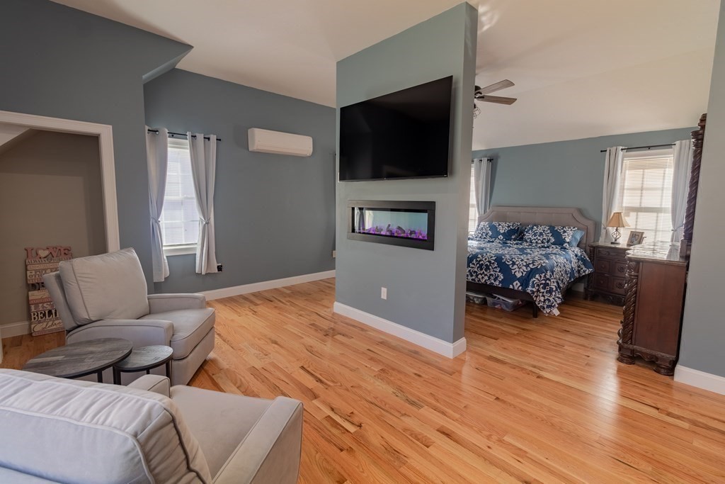 367 New Boston Road Sturbridge, MA 01566 - Photo 19 of 40