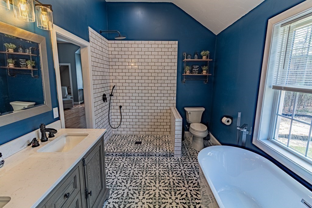 367 New Boston Road Sturbridge, MA 01566 - Photo 20 of 40