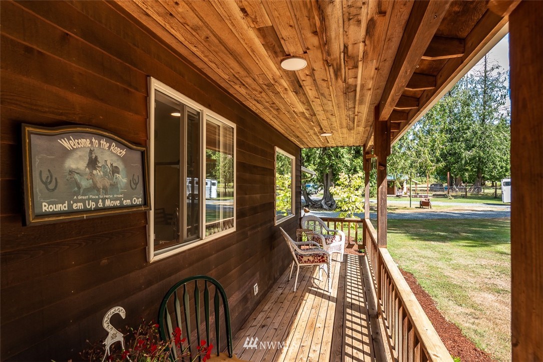 3635 Y Road Bellingham, WA 98226 - Photo 4 of 39 Gallery Image 4