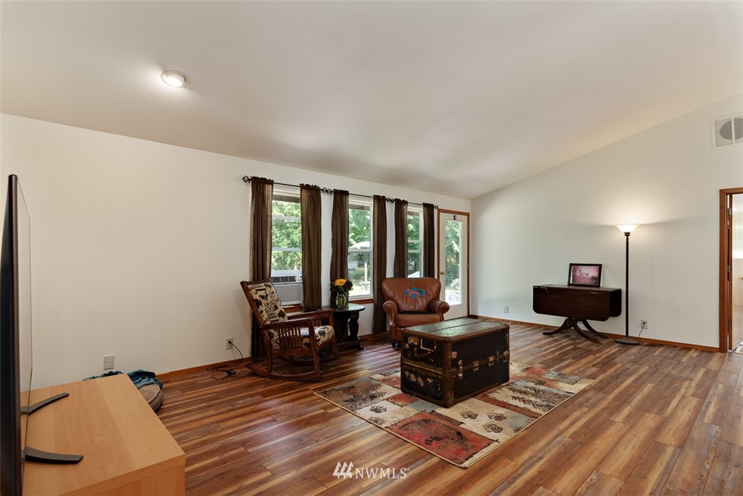 3635 Y Road Bellingham, WA 98226 - Photo 6 of 39 Gallery Image 6
