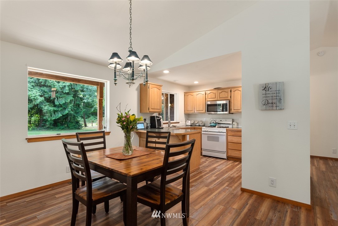 3635 Y Road Bellingham, WA 98226 - Photo 10 of 39 Gallery Image 10