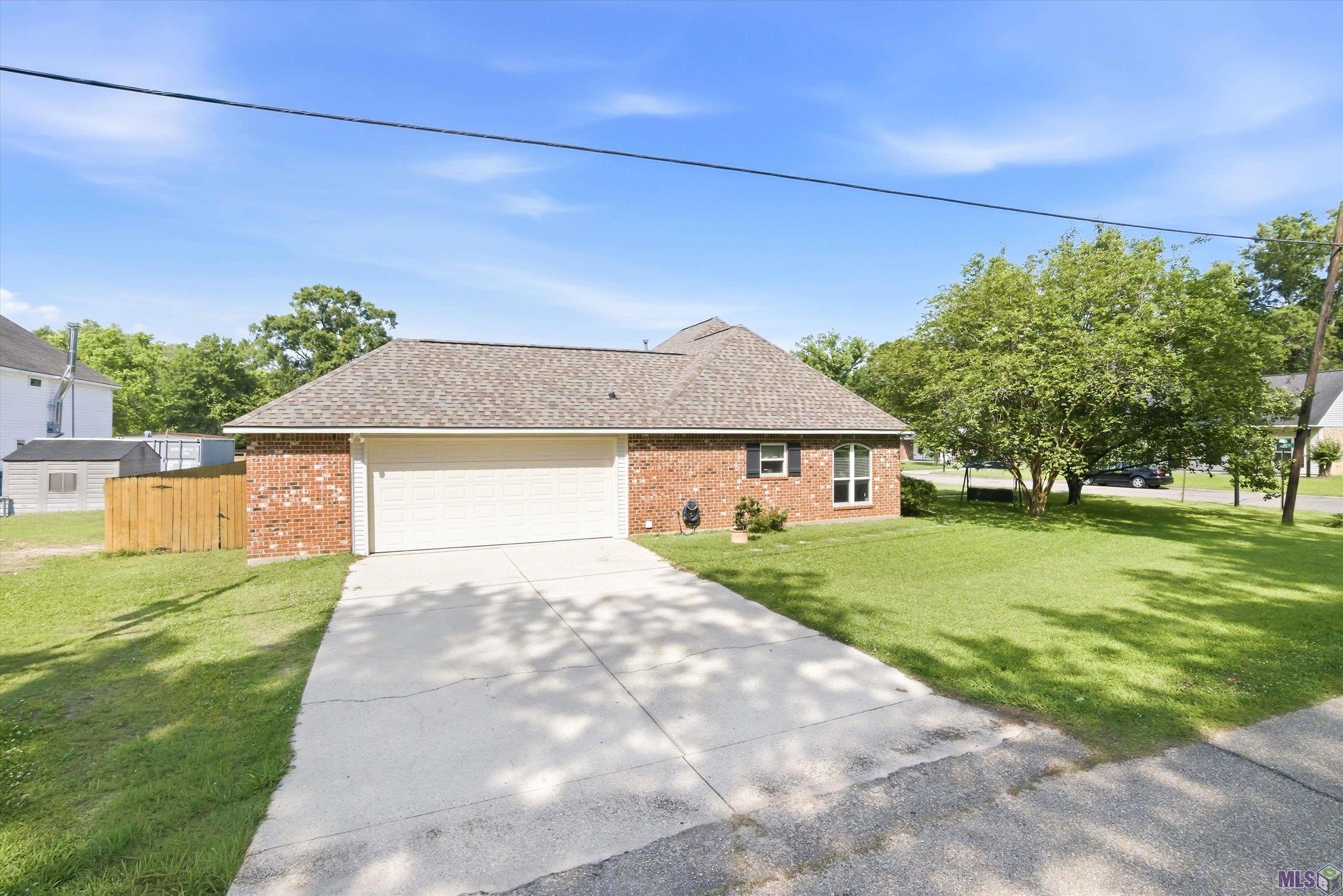 2047 Falconcrest Drive Denham Springs, LA 70726 - Photo 16 of 16