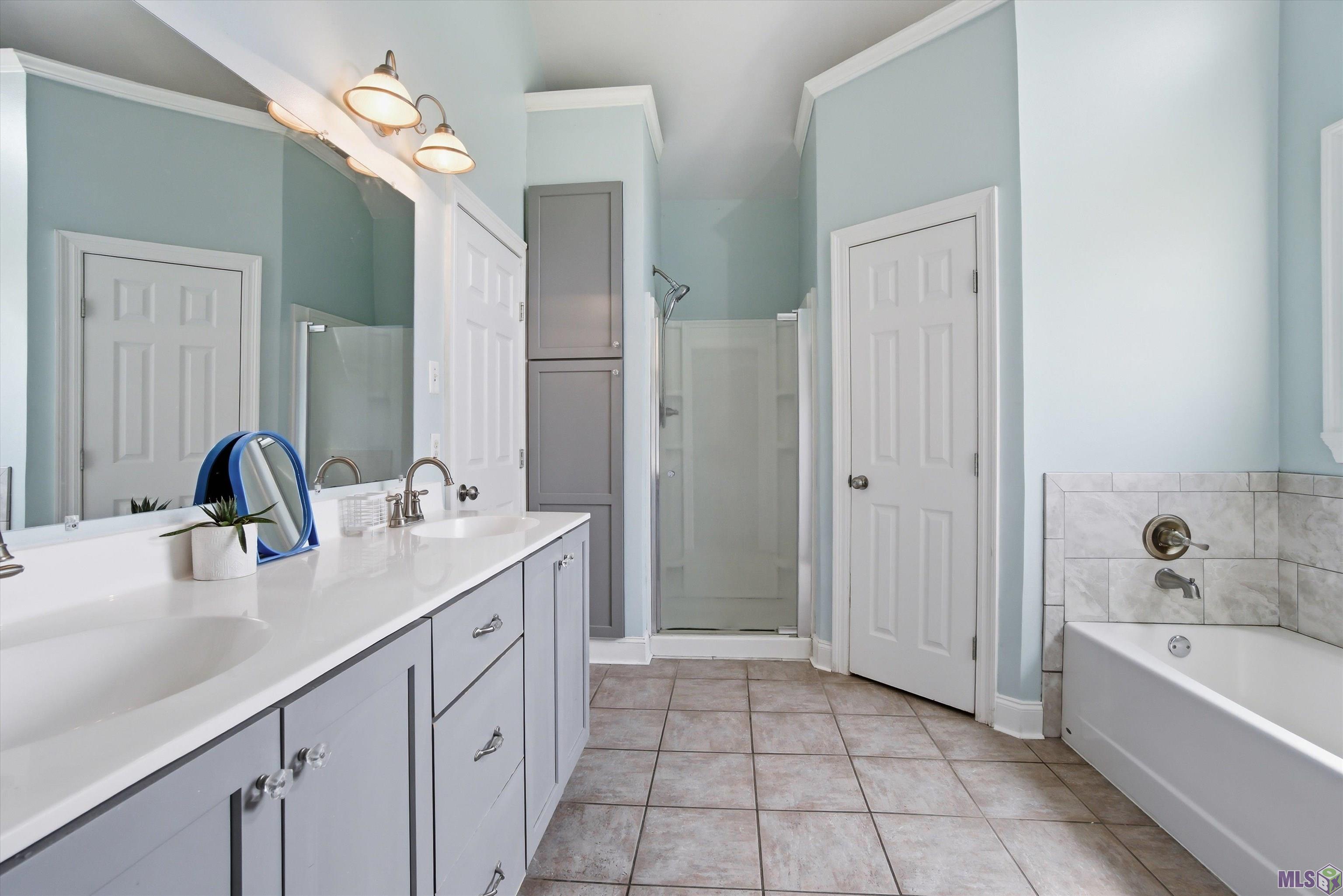 2047 Falconcrest Drive Denham Springs, LA 70726 - Photo 9 of 16