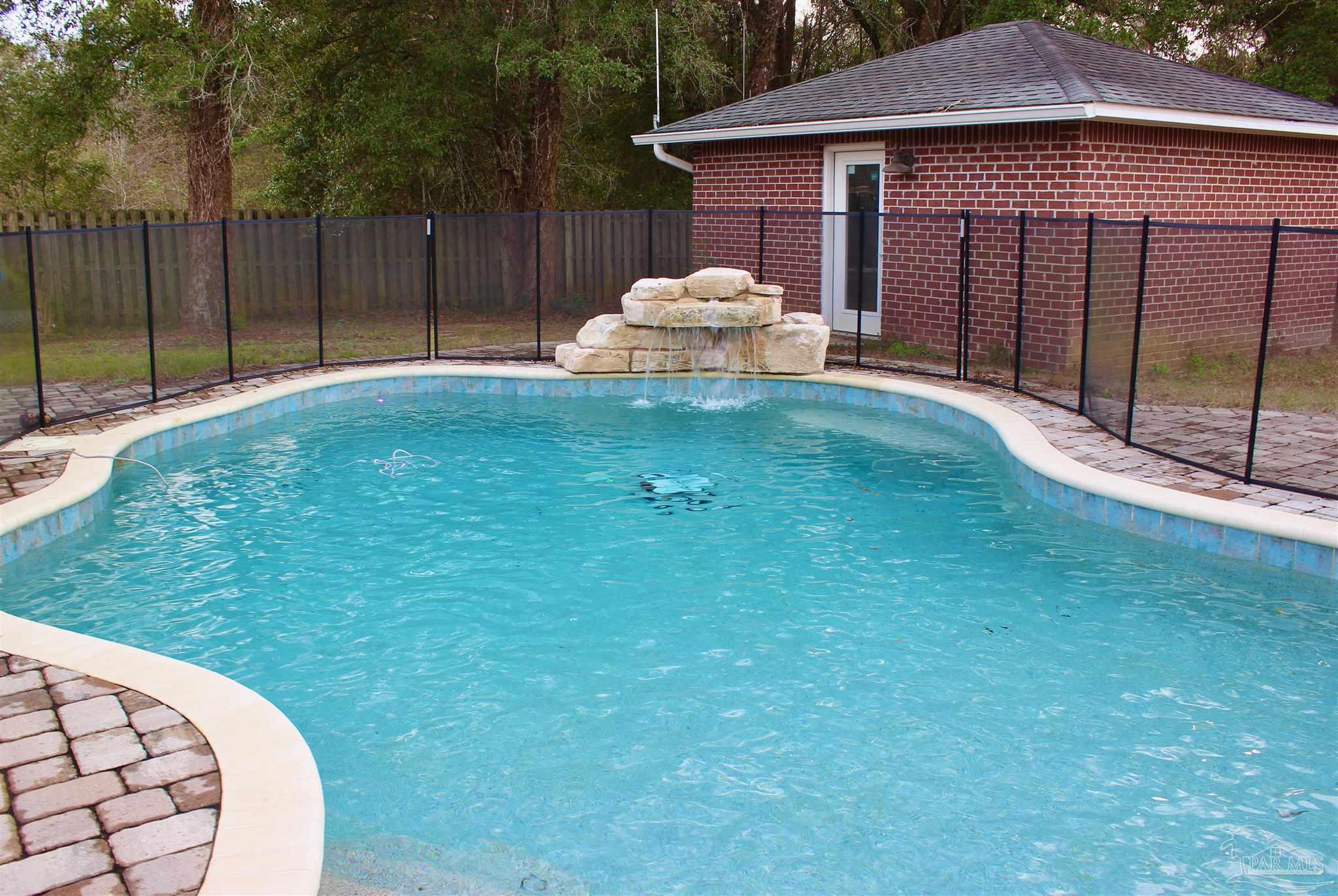 6295 Billoree Road Pace, FL 32571 - Photo 1 of 50 Gunite with ozone filter & smart panel