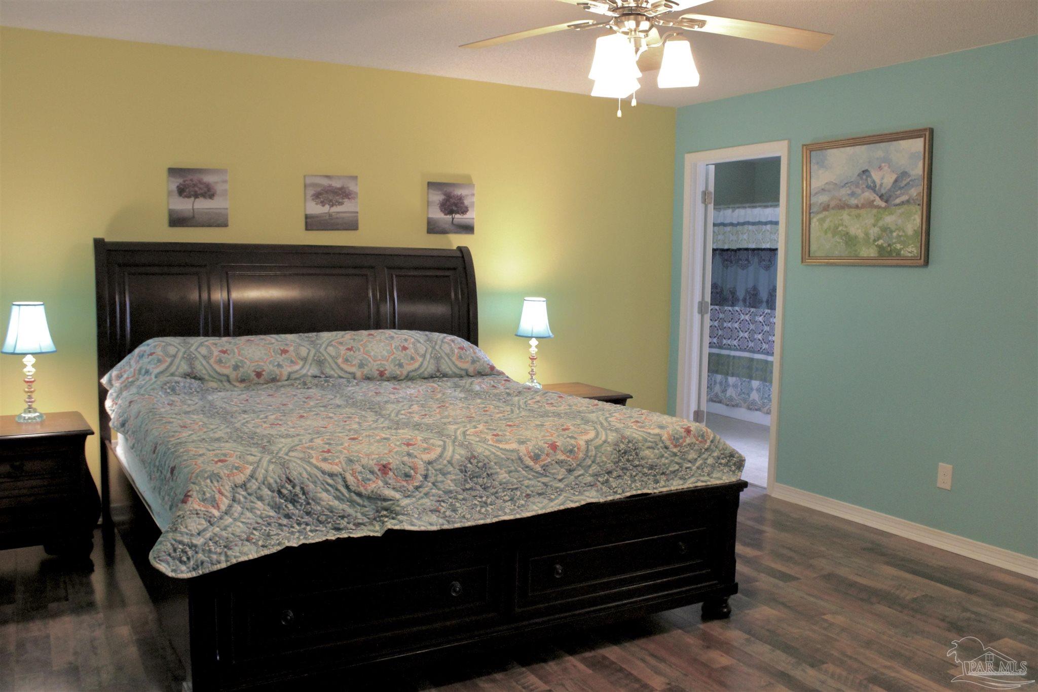 6295 Billoree Road Pace, FL 32571 - Photo 32 of 50 Spacious & cheerful!
