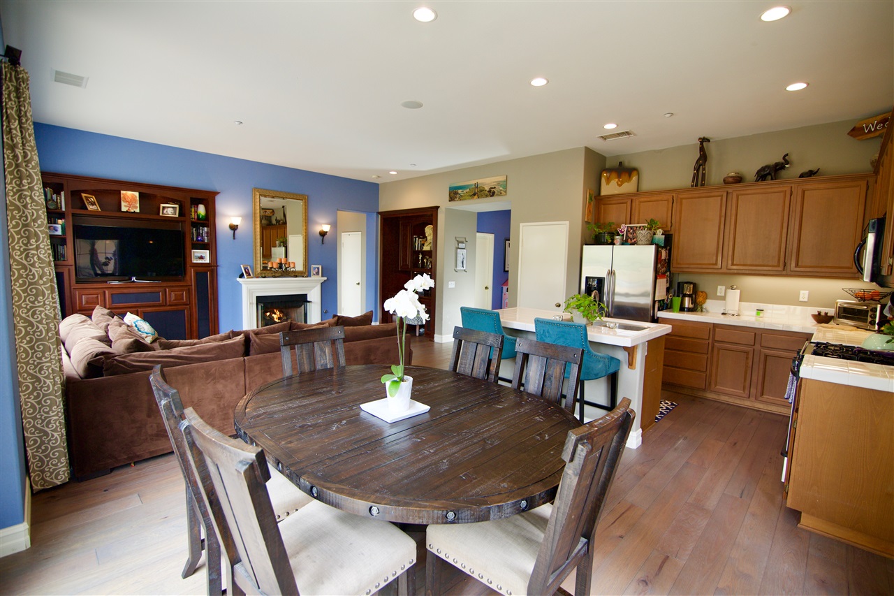 656 Beach Encinitas Ca Encinitas, CA 92024 - Photo 6 of 19 Gallery Image 6