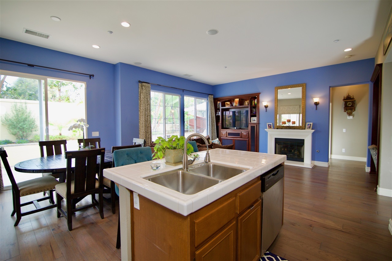 656 Beach Encinitas Ca Encinitas, CA 92024 - Photo 8 of 19 Gallery Image 8