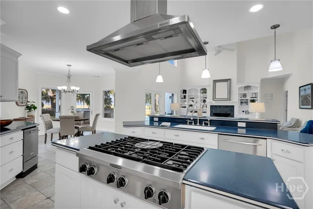 $3,100,000 | 33 Penrose Drive, Savannah, GA 31410