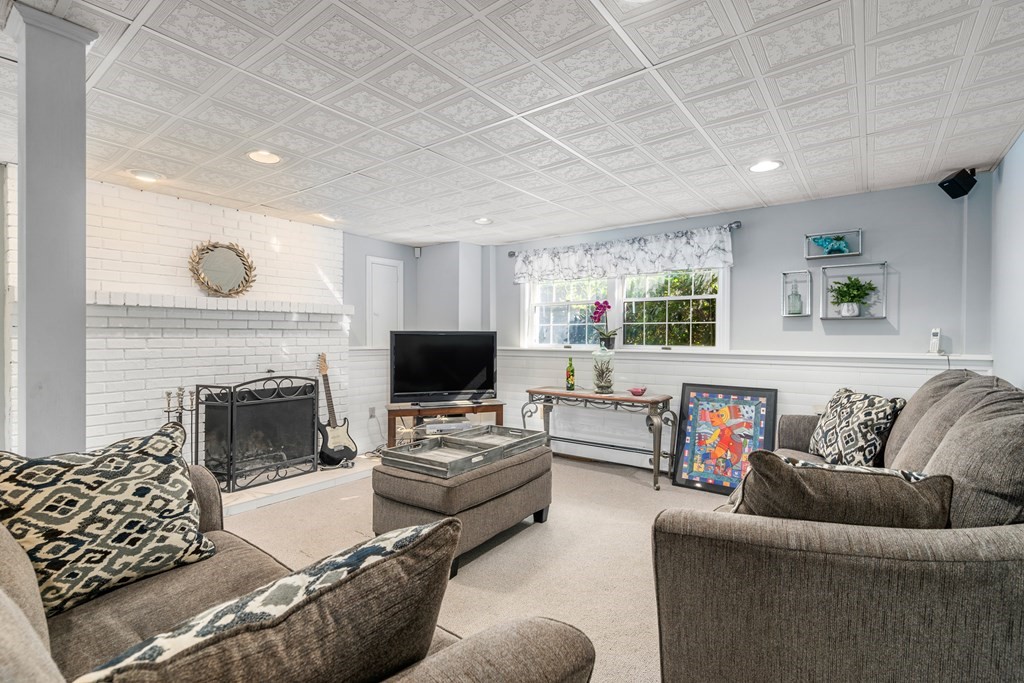 38 Bonnybrook Road Worcester, MA 01606 - Photo 25 of 28 Gallery Image 25